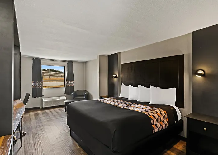 Scottish Inns Austin Downtown